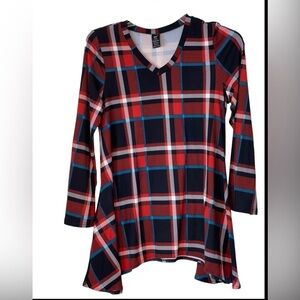 Lildy Handkerchief hem tunic. Size small to med. GUC